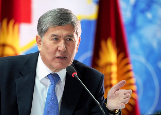Атамбаев: Кыргызские министры считают себя полубогами