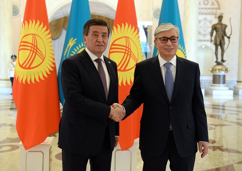 Жээнбеков и Токаев в Нур-Султане обсудили перспективы двустороннего сотрудничества