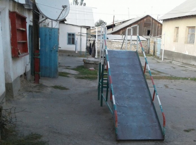В детдомах Иссык-Кульской области дети живут в холодных помещениях и на скудном питании