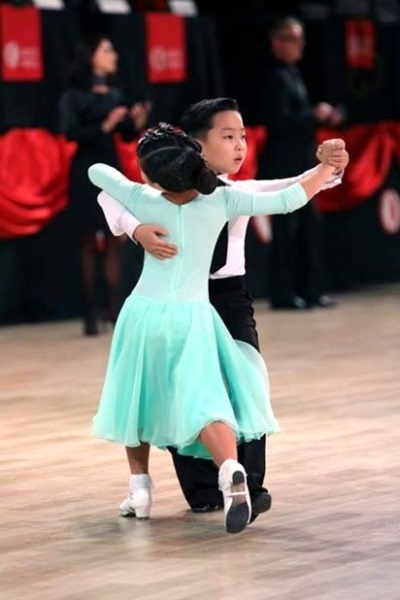 Танцоры Кыргызстана завоевали три медали на турнире в Турции