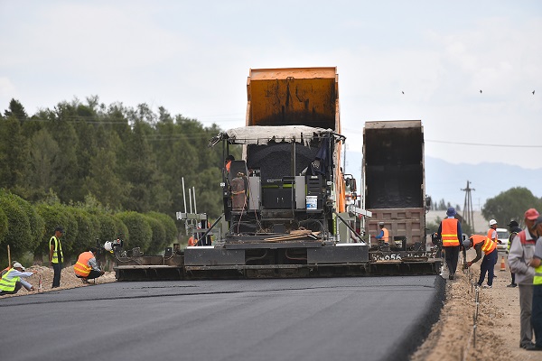 Премьер-министр поручил завершить строительство объездной дороги г.Балыкчы