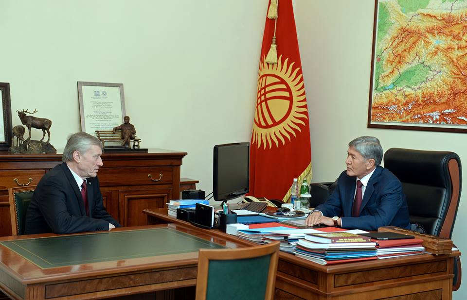 Алмазбек Атамбаев принял Генерального секретаря ОДКБ Николая Бордюжу