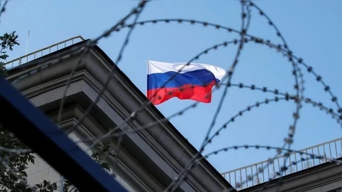 Трамп продлил на год санкции против России