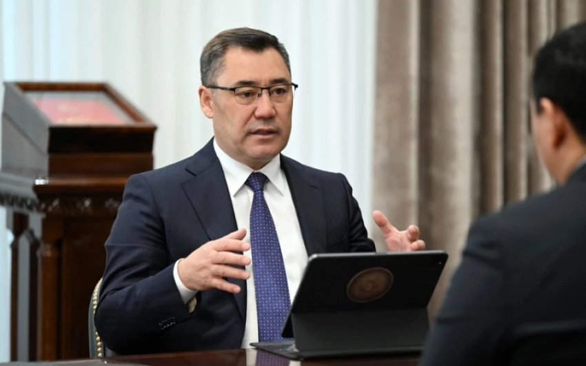Садыр Жапаров поддержал закрытие «Голоса Америки» и «Радио Свобода»
