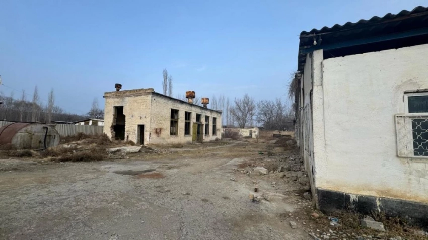 В пользу государства у частников изъяли маслозавод и землю молочно-товарной фермы (фото)