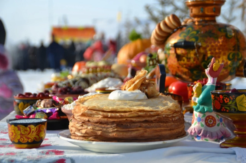Кыргызстанцев приглашают на Масленицу