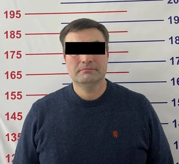 ГКНБ задержал главу "Кыргызлото" за взятку