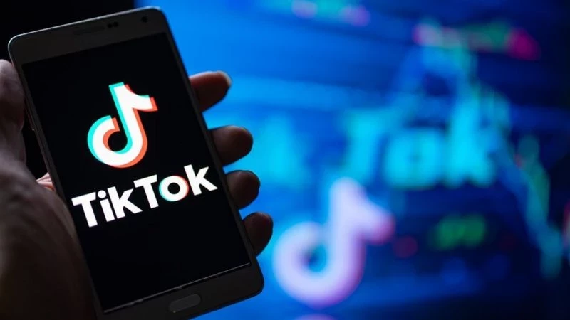 Тиктокеры готовятся захватить YouTube Shorts