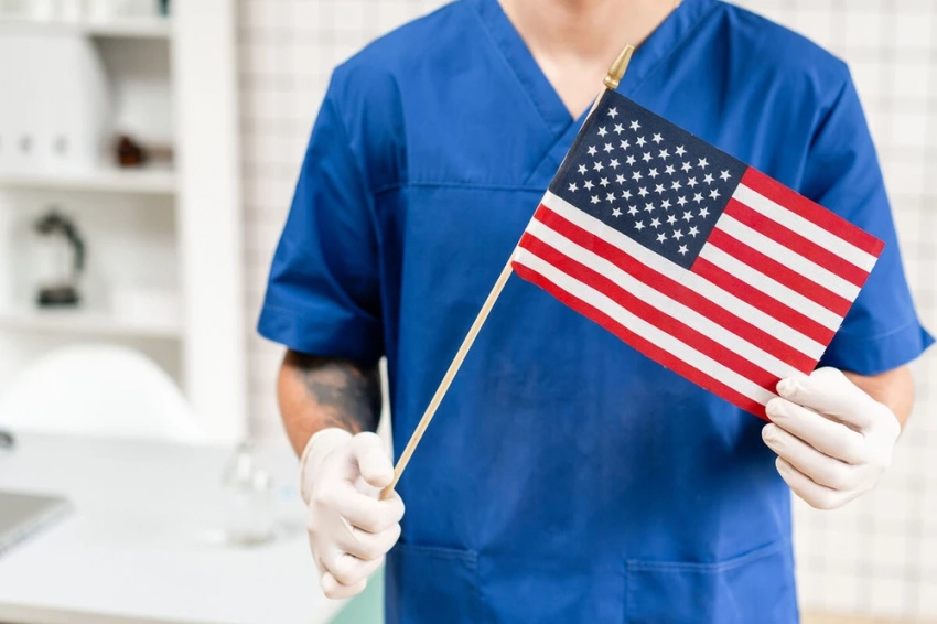 Минздрав США предложил сотрудникам уволиться в обмен на выплату $25 тысяч, - CBS