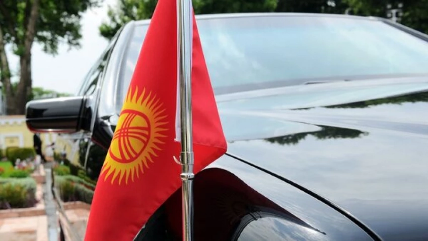 Депутатам Жогорку Кенеша вернут служебные авто