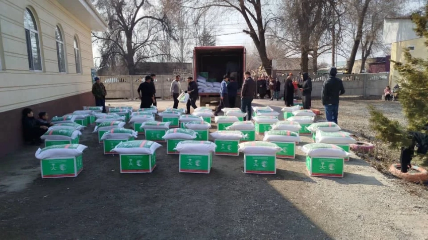 В Ысык-Атинском районе 110 семей получили продуктовую помощь