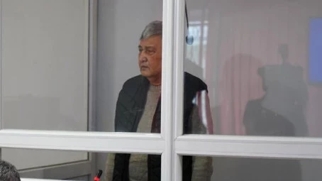 Нападение на сотрудницу в аэропорту Алматы: Начался суд над обвиняемым