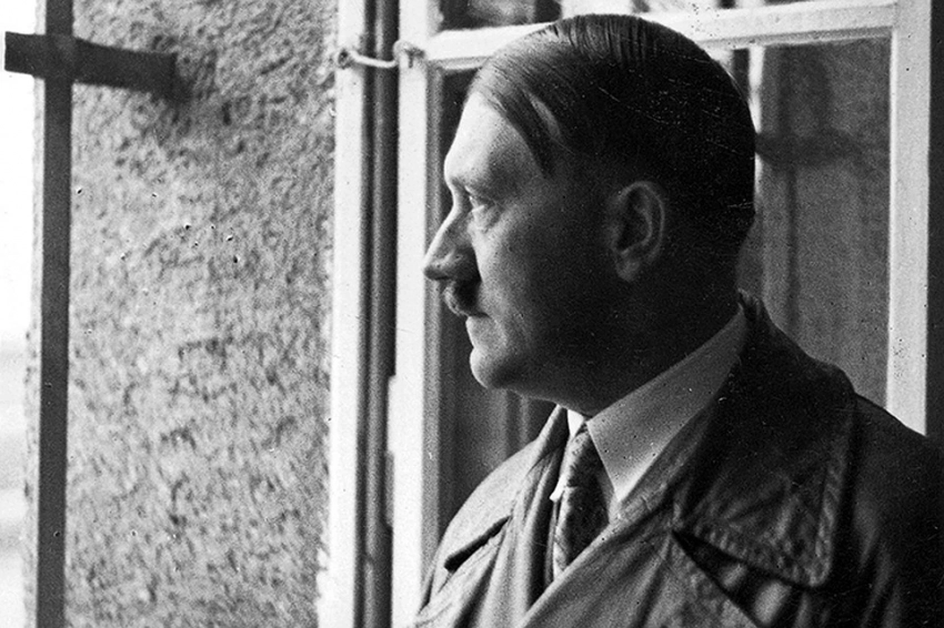 Как Адольф Гитлер подсел на амфетамин Pervitin и сделал своих солдат наркозависимыми