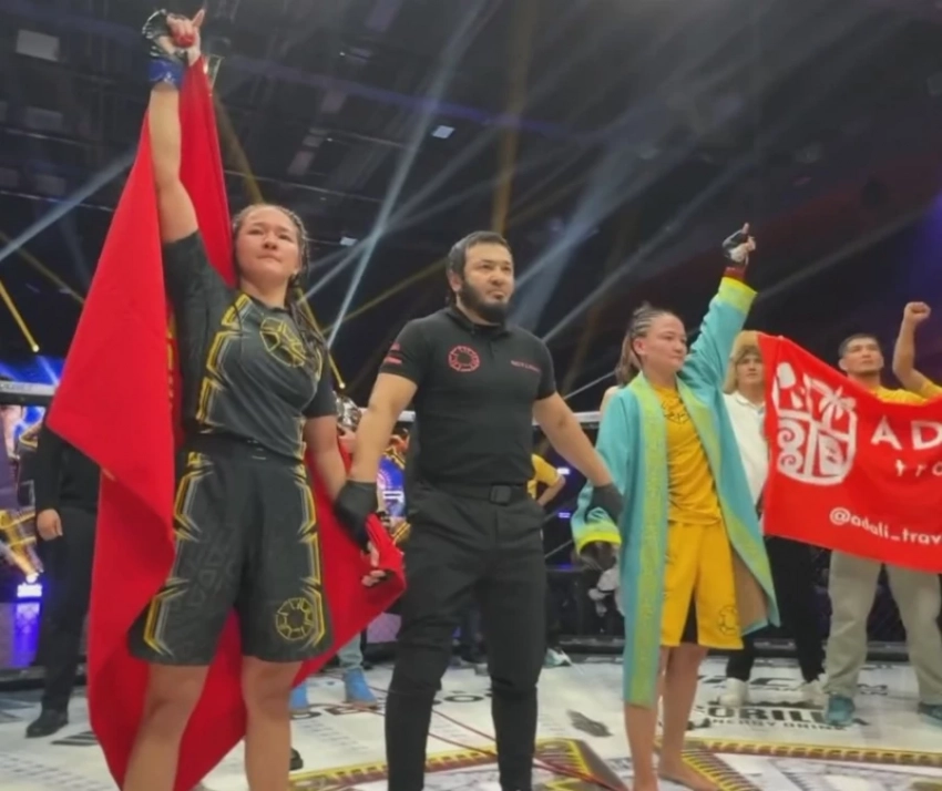 Кыргызстанка Фарида Абдуева стала чемпионкой лиги Octagon (видео)