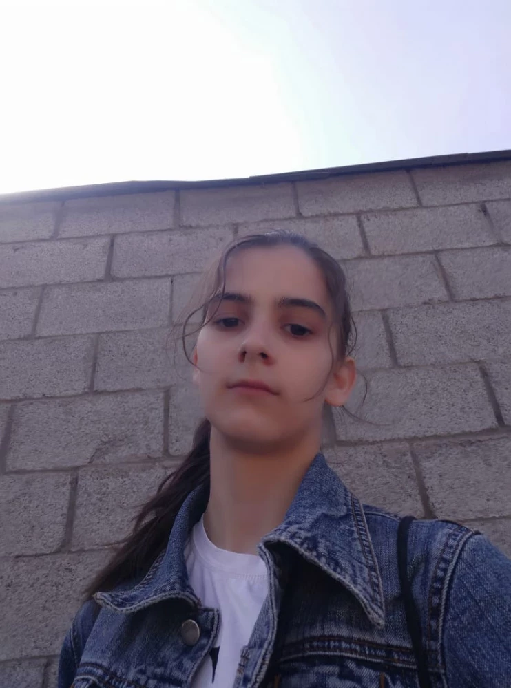 Разыскивается 14-летняя Кристина