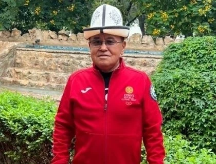 Ушел из жизни Омуржан Молдодосов - легенда кыргызской тяжёлой атлетики
