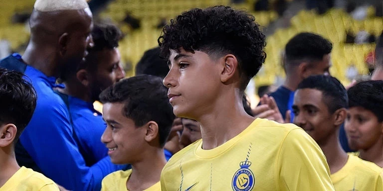 Сын Криштиану Роналду вызван в сборную Португалии (U15)