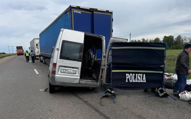 Шесть человек погибли и пять пострадали в ДТП с автобусом у границы Казахстана и России