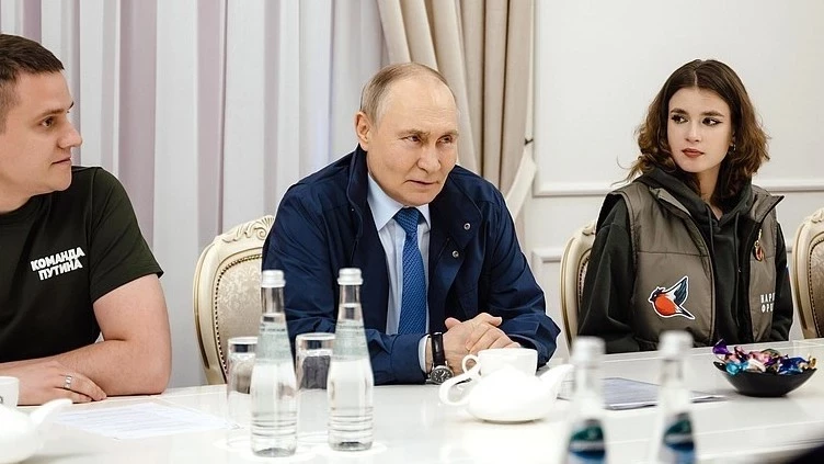 Путин посетил Курскую область впервые с момента освобождения региона от ВСУ