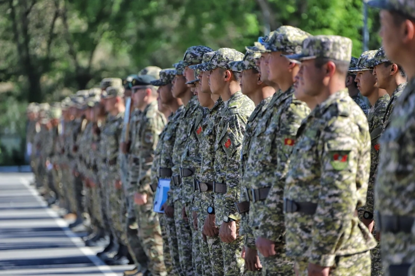 Состоялось открытие спартакиады ВС КР по военно-прикладным видам спорта