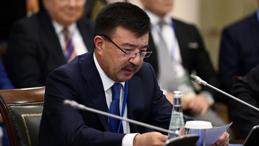 Бактыбек Сыдыков о законе по госязыку: "Это не реформа, а лжепатриотизм"