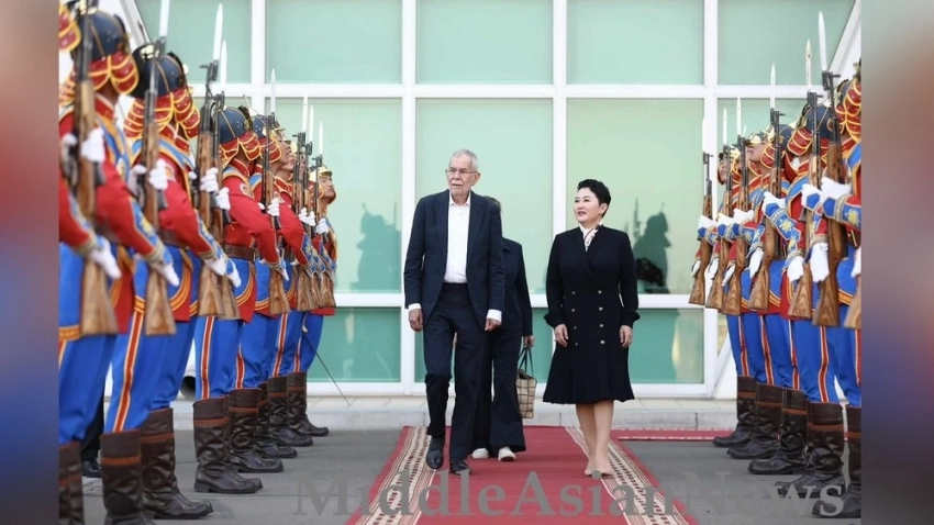 Президент Австрийской Республики прибыл в Монголию