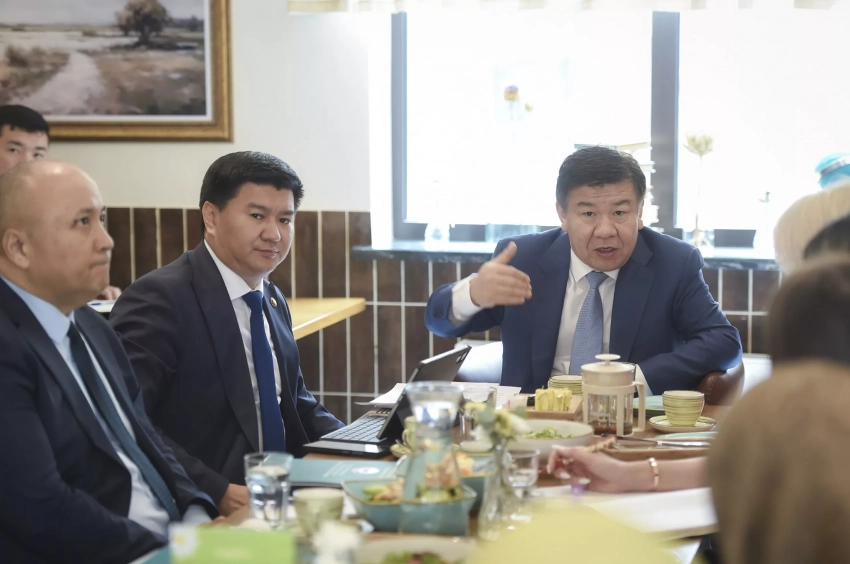 Глава ГНС встретилась с продавцами маркетплейсов