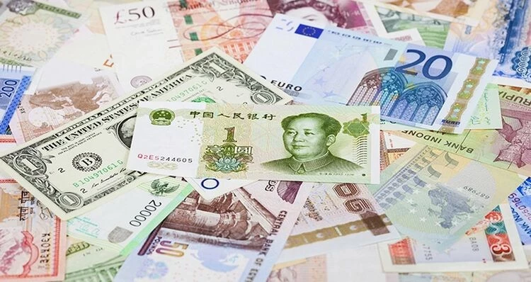 Российский рубль, тенге и юань подешевели к сому. Курс валют на 3 июня