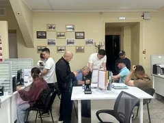 Кыргызстанцы в России могут получить помощь с трудоустройством, ОМС и легализацией