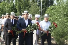 В Сузаке почтили память жертв июньских событий 2010 года
