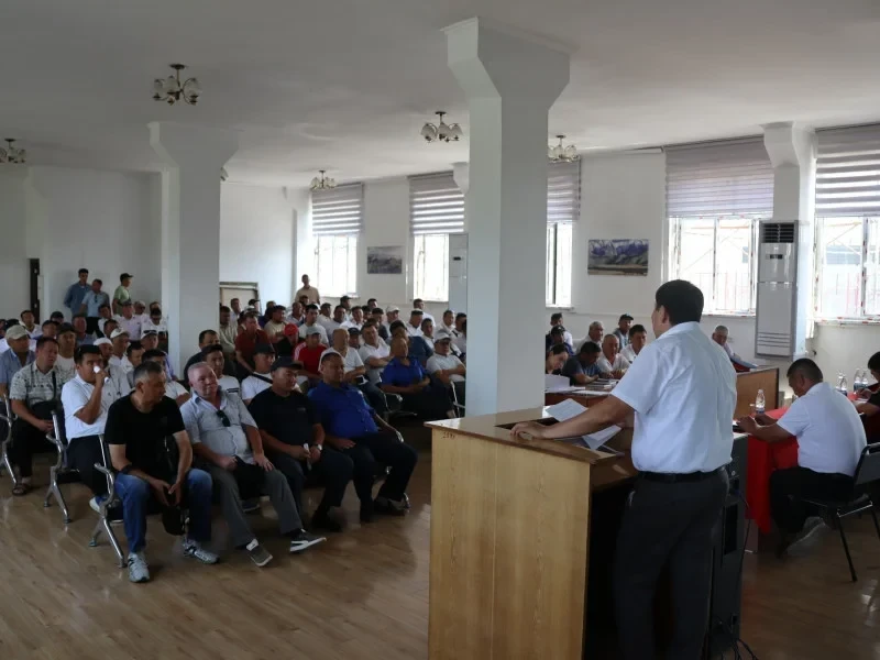В Бишкеке уволили и внесли в «черный список» 733 водителя автобусов