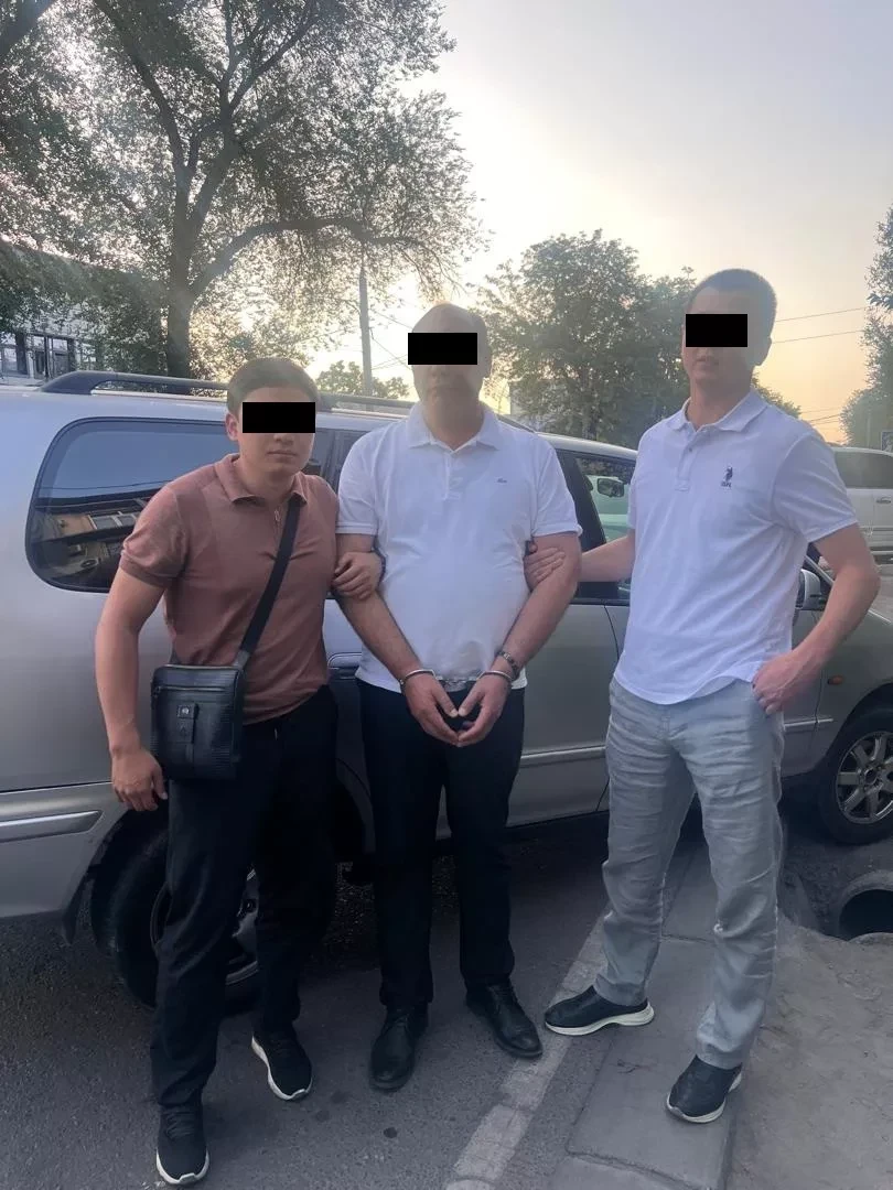 Задержан вице-мэр Бишкека за вымогательство взятки