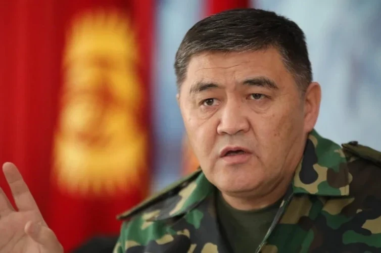 Глава ГКНБ раскритиковал чиновников за отдых и привёл в пример президента