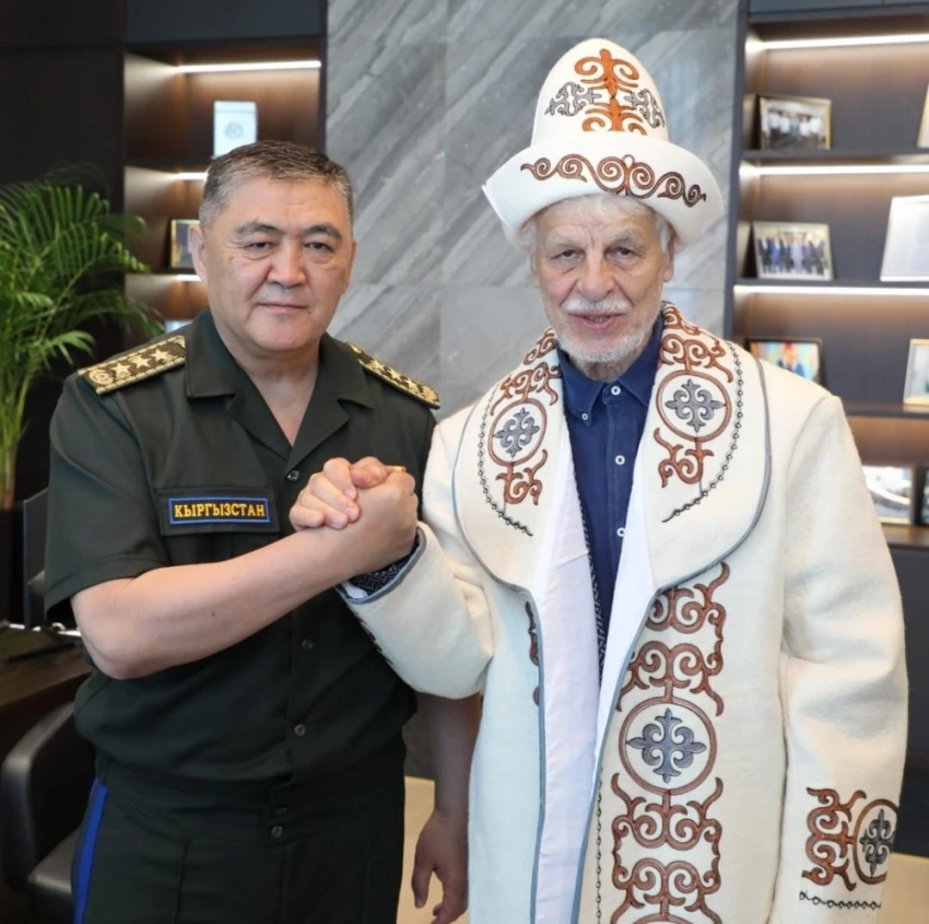Камчыбек Ташиев провел встречу с Микеле Плачидо