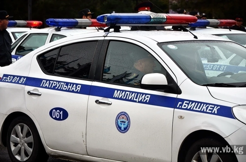 Сотрудников Патрульной службы Бишкека подозревают во взяточничестве