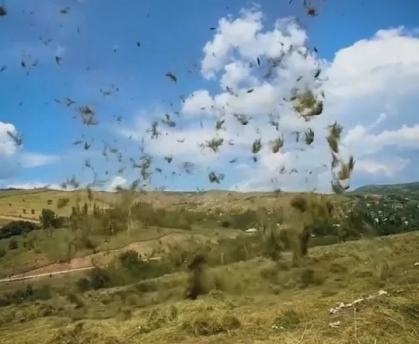 Жители Узгенского района наблюдали необычное явление (видео)