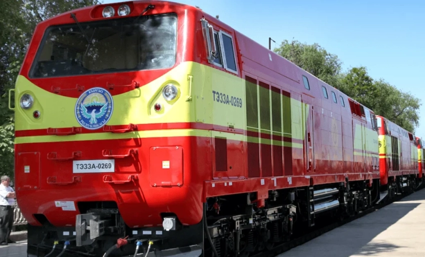 В КТЖ прокомментировали ситуацию с переполненными вагонами в Балыкчы