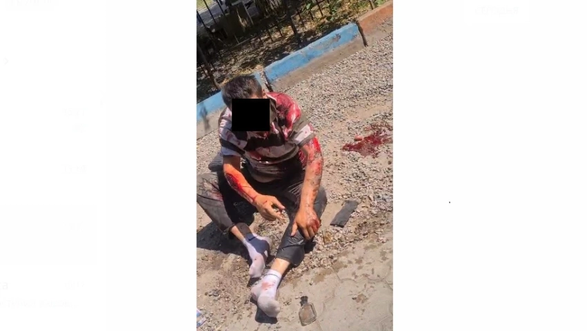 В 7-м микрорайоне Бишкека нашли окровавленного мужчину (видео)