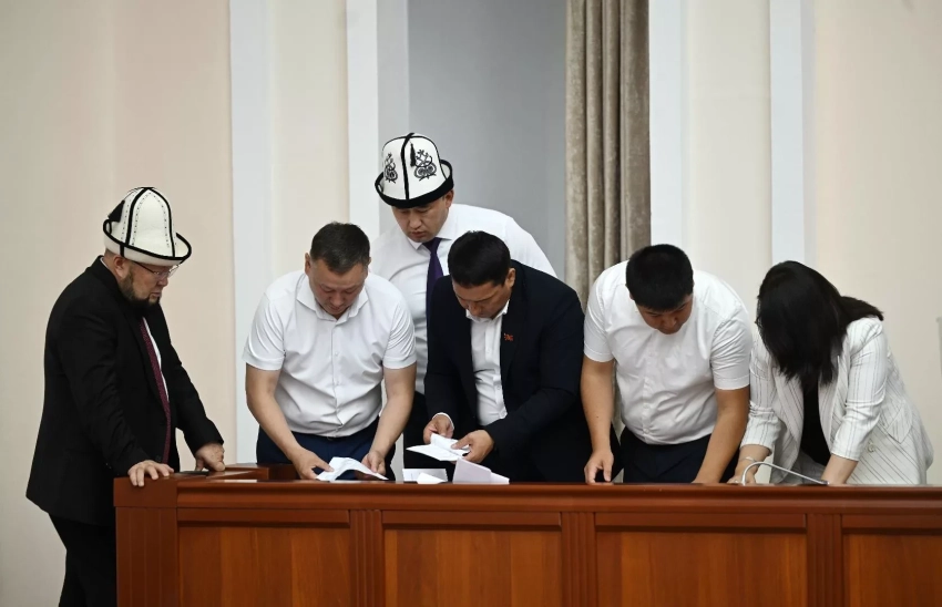 Парламент Кыргызстана утвердил состав Совета по делам правосудия