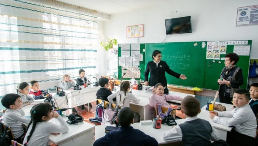 Начальная школа – только на кыргызском языке: законопроект внесли в ЖК