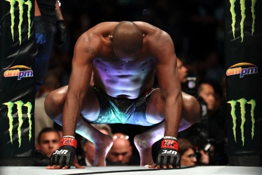 Джон Джонс завершил карьеру в UFC - конец эпохи в тяжелом весе