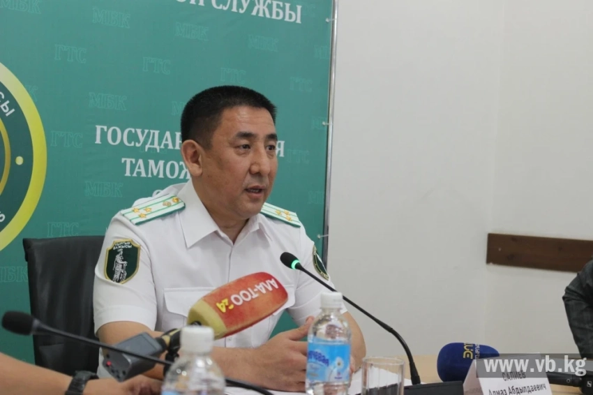 "Электронная очередь на границе избавила водителей от многочасовых пробок"