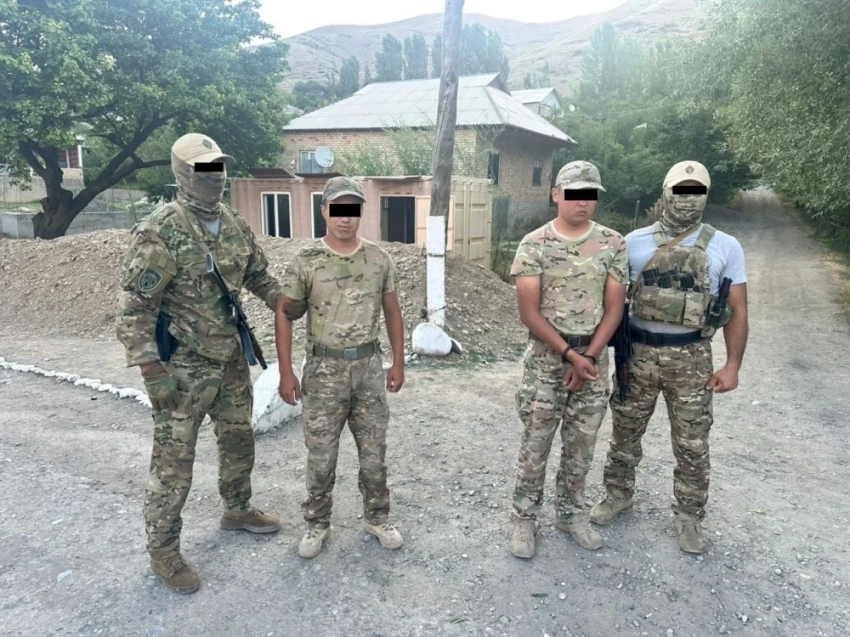 Пограничник заставы "Максат" регулярно пропускал контрабанду в Таджикистан