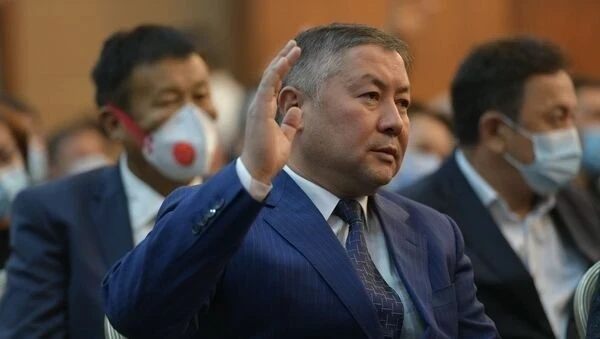 Канат Исаев подставил свою семью и сбежал