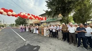 В одном из микрорайонов Оша заасфальтировали дороги и тротуары