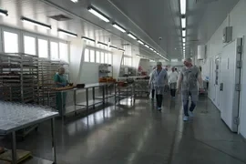 В КР в августе официально откроется кондитерский цех, обеспечивающий 150 рабочих мест