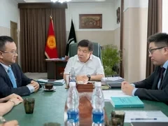Глава ГНС обсудил сотрудничество с представителями вьетнамской компании ROX Group