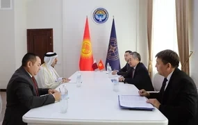 Жээнбек Кулубаев принял посла Катара в КР