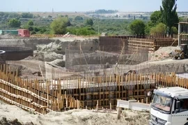 В Караколе строятся современные канализационные очистные сооружения