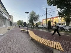 В Оше открыли обновленную часть улицы А.Масалиева с велодорожкой и зонами отдыха